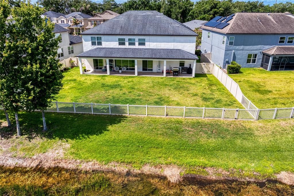 For Sale: $899,000 (5 beds, 4 baths, 4750 Square Feet)