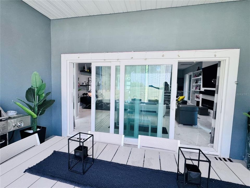 En Venta: $398,000 (2 camas, 2 baños, 1961 Pies cuadrados)