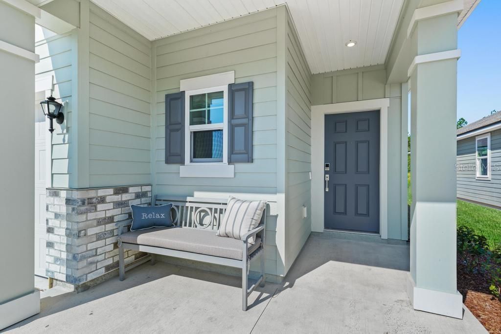 For Sale: $374,990 (3 beds, 2 baths, 1895 Square Feet)