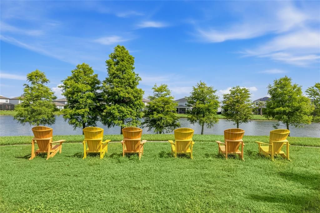For Sale: $425,000 (3 beds, 2 baths, 1953 Square Feet)