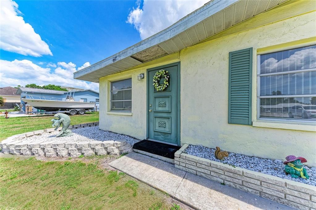 Activo con contrato: $250,000 (2 camas, 1 baños, 1084 Pies cuadrados)