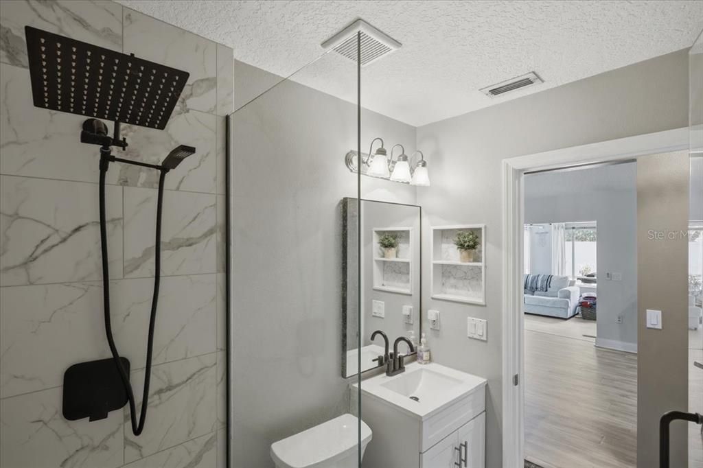 For Sale: $434,000 (3 beds, 2 baths, 1740 Square Feet)