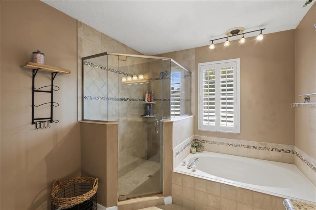 For Sale: $434,000 (3 beds, 2 baths, 1740 Square Feet)