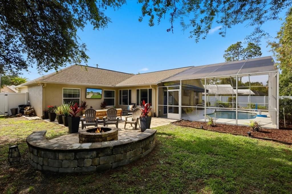 For Sale: $434,000 (3 beds, 2 baths, 1740 Square Feet)
