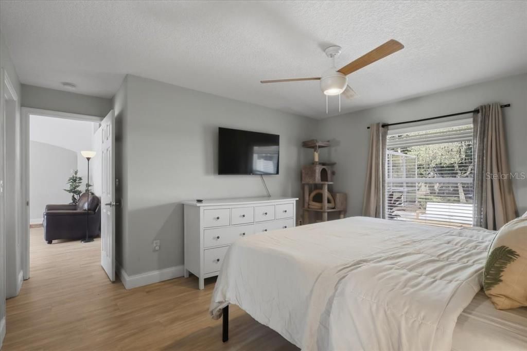 For Sale: $434,000 (3 beds, 2 baths, 1740 Square Feet)