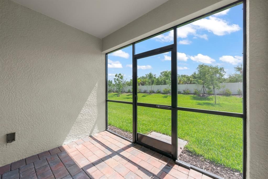 En Venta: $349,000 (4 camas, 2 baños, 1846 Pies cuadrados)