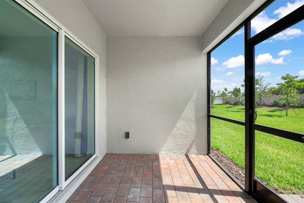 En Venta: $349,000 (4 camas, 2 baños, 1846 Pies cuadrados)