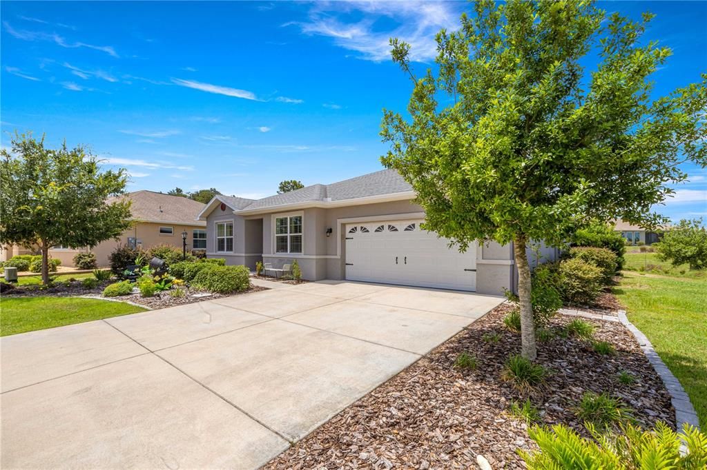 For Sale: $408,630 (2 beds, 2 baths, 2369 Square Feet)
