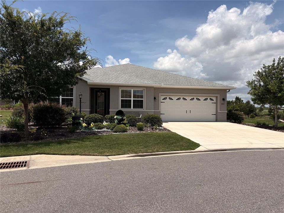 For Sale: $408,630 (2 beds, 2 baths, 2369 Square Feet)