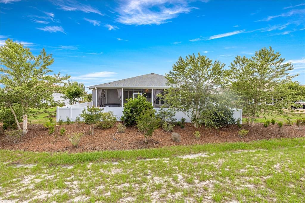 For Sale: $408,630 (2 beds, 2 baths, 2369 Square Feet)