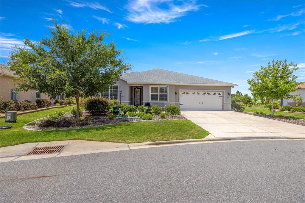 For Sale: $408,630 (2 beds, 2 baths, 2369 Square Feet)