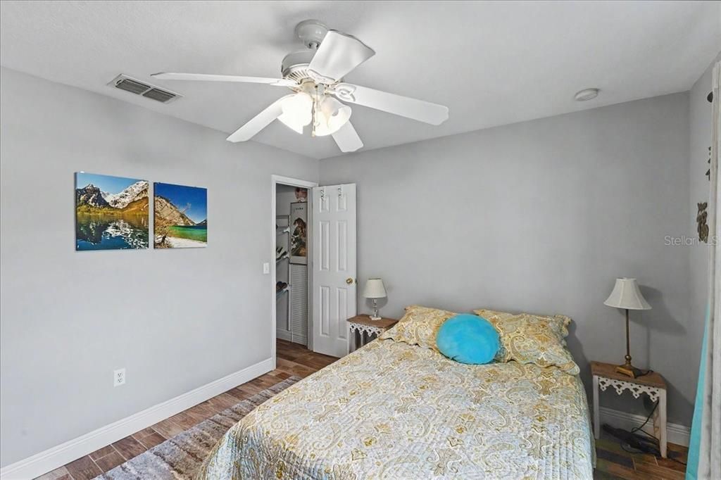 For Sale: $435,000 (3 beds, 2 baths, 1876 Square Feet)