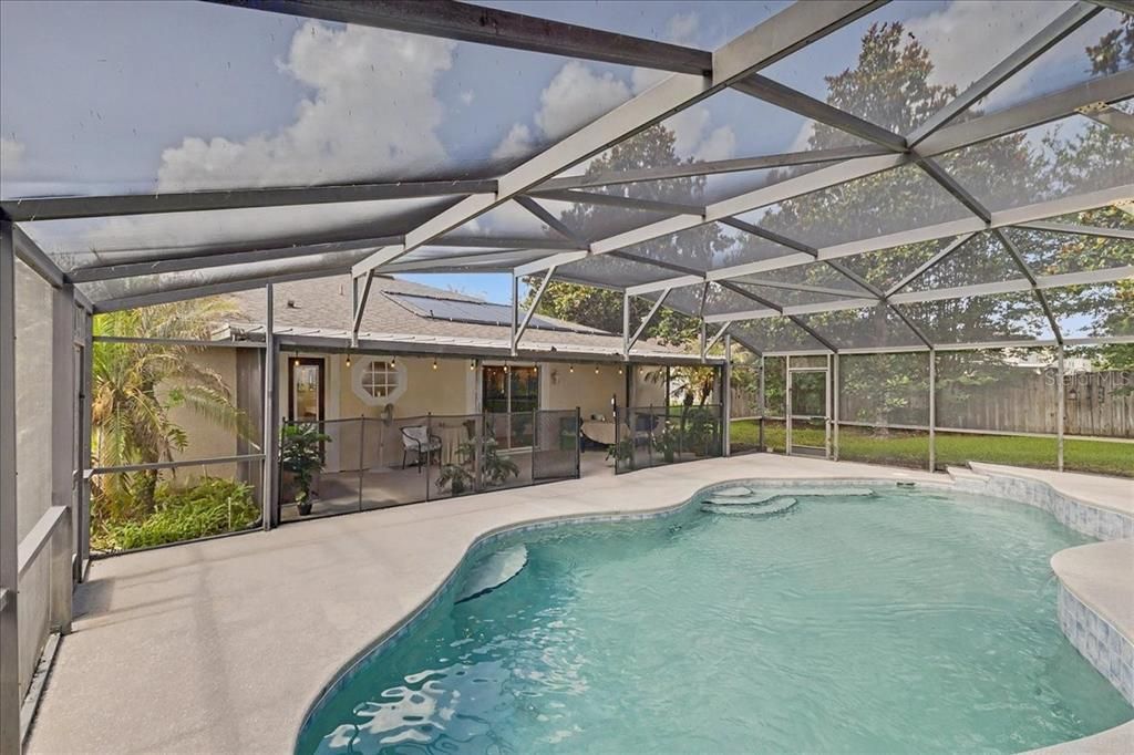For Sale: $435,000 (3 beds, 2 baths, 1876 Square Feet)