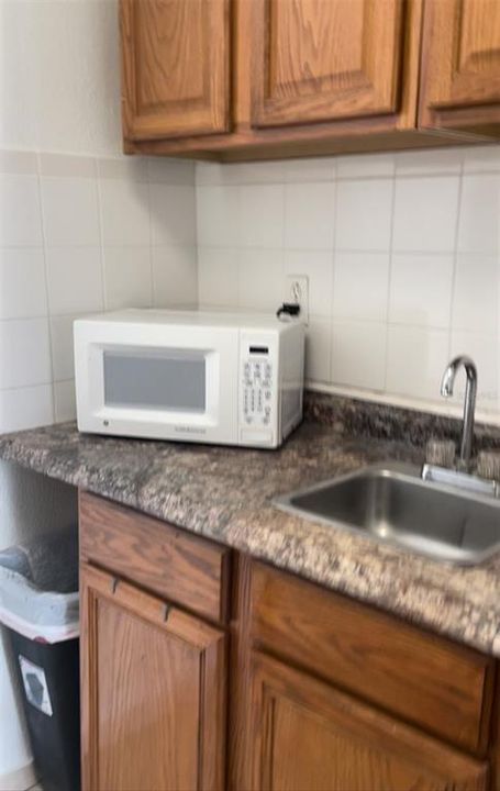 : $3,500 (5 спален, 3 ванн, 2400 Квадратных фут)