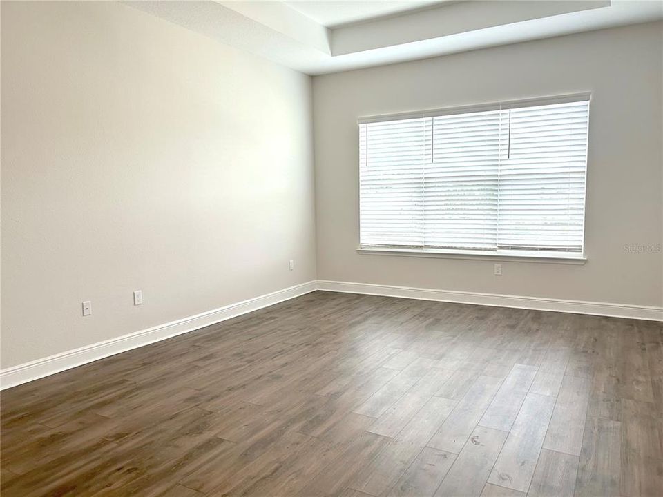 En Venta: $450,000 (3 camas, 2 baños, 2066 Pies cuadrados)