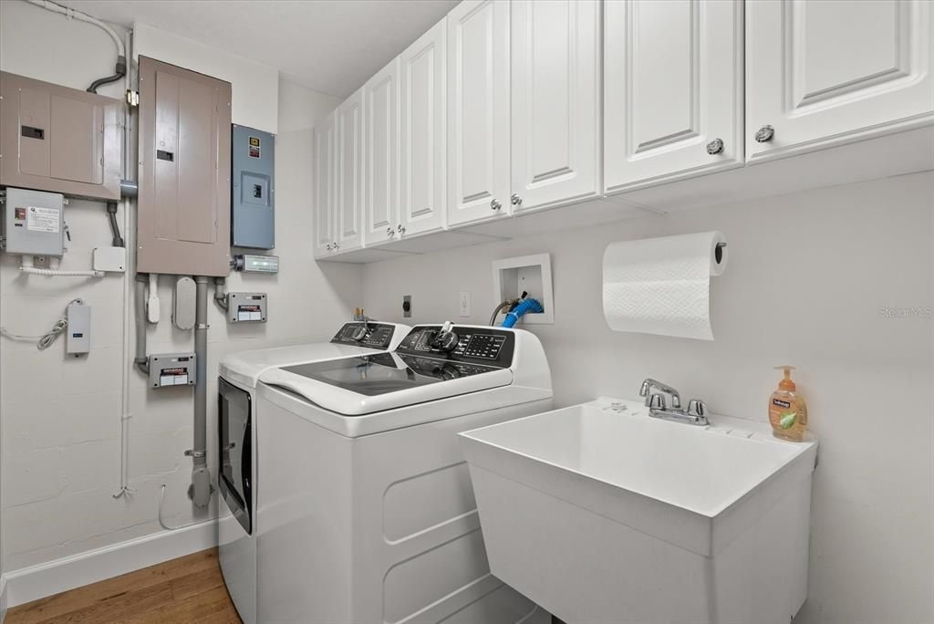 En Venta: $3,795,000 (4 camas, 3 baños, 4161 Pies cuadrados)