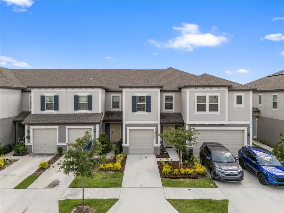 For Sale: $275,000 (3 beds, 2 baths, 1760 Square Feet)