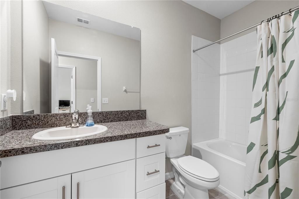 For Sale: $275,000 (3 beds, 2 baths, 1760 Square Feet)