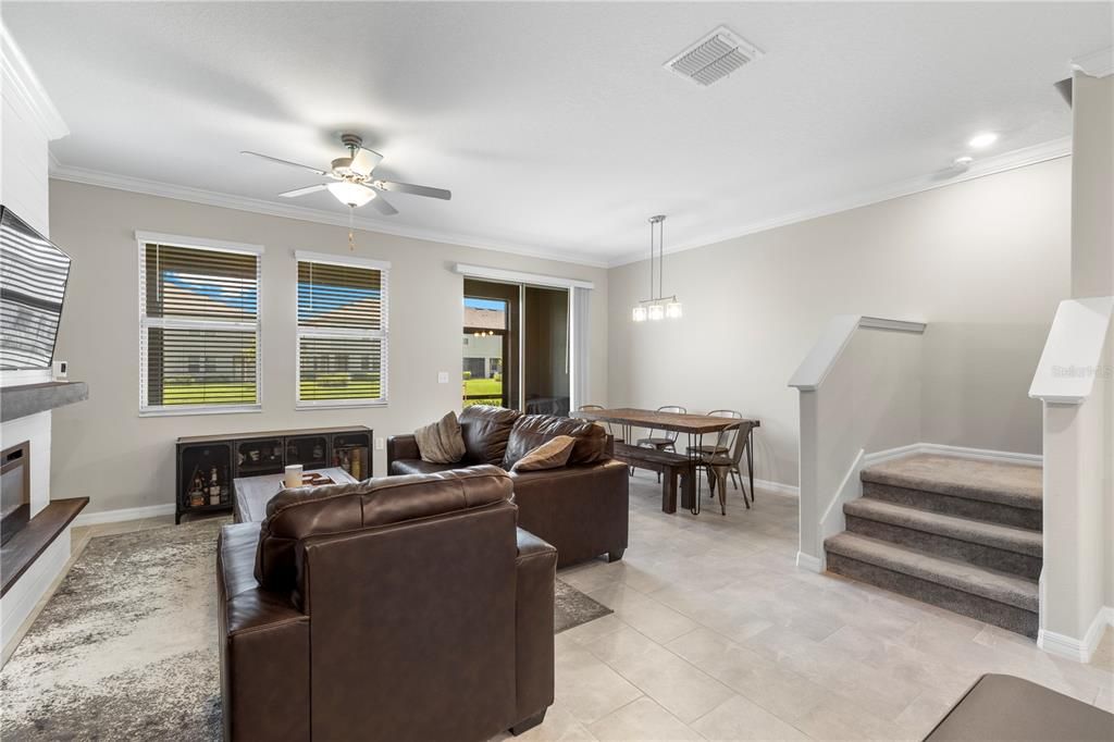 For Sale: $275,000 (3 beds, 2 baths, 1760 Square Feet)