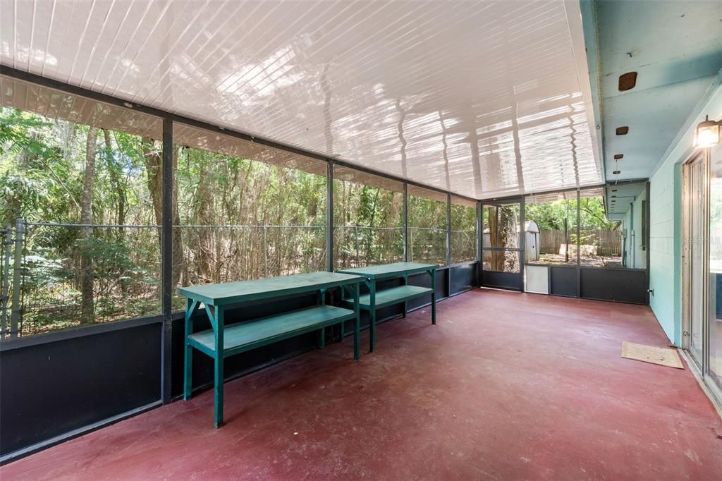 For Sale: $379,000 (4 beds, 2 baths, 2300 Square Feet)