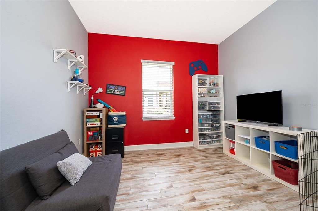For Sale: $815,000 (4 beds, 3 baths, 3681 Square Feet)
