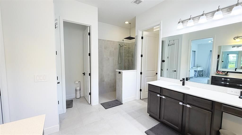 For Sale: $1,059,000 (3 beds, 2 baths, 2794 Square Feet)
