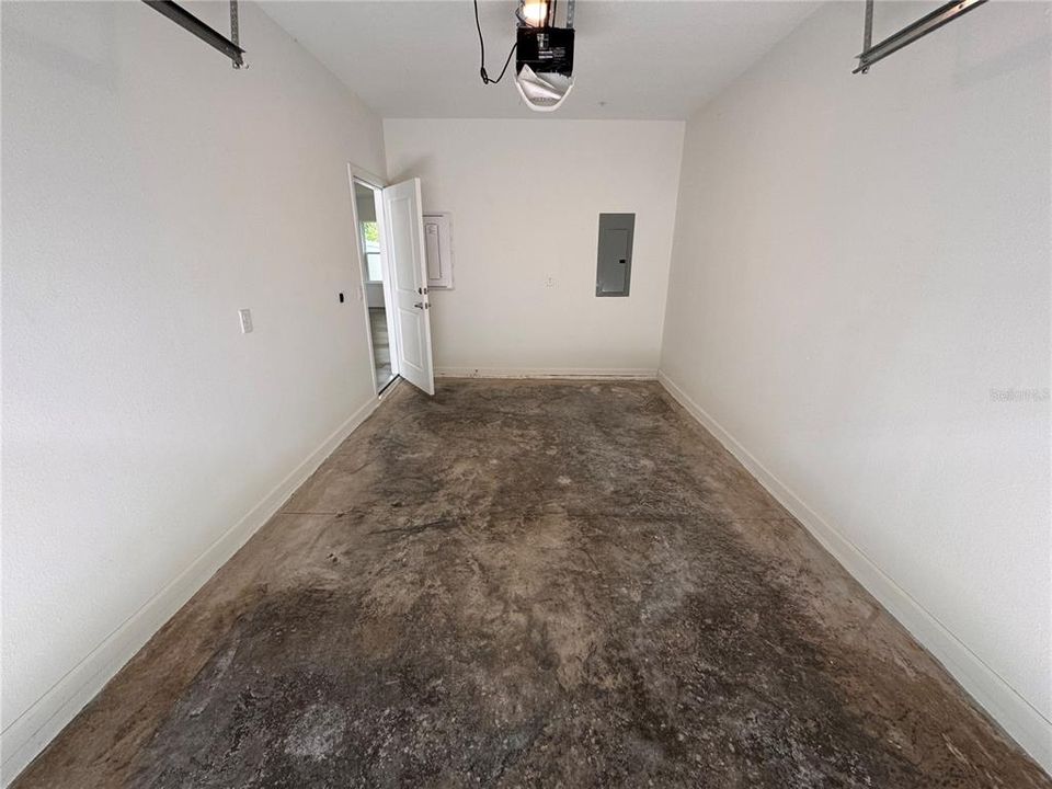 For Sale: $420,000 (3 beds, 2 baths, 1687 Square Feet)