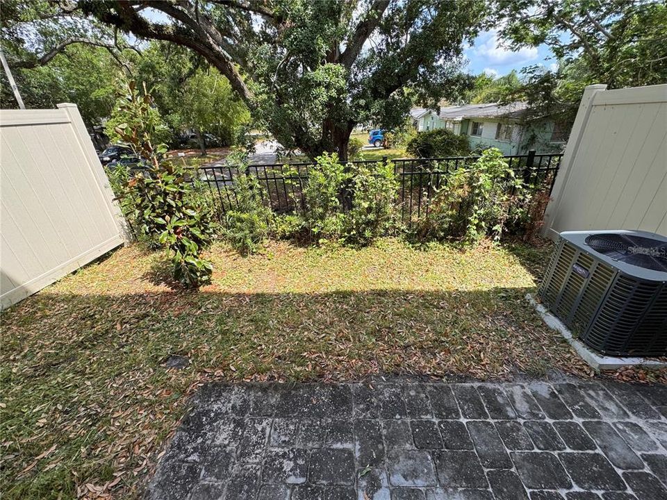 For Sale: $420,000 (3 beds, 2 baths, 1687 Square Feet)