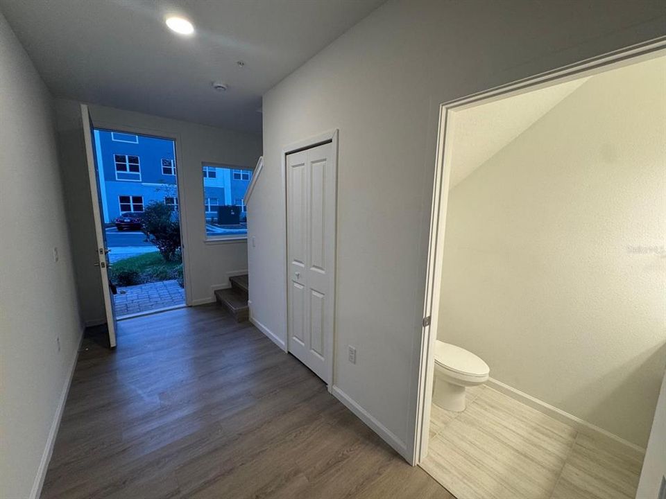For Sale: $420,000 (3 beds, 2 baths, 1687 Square Feet)
