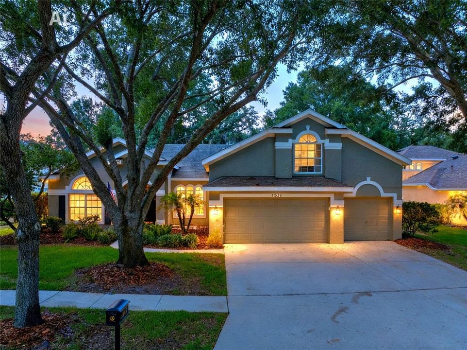 En Venta: $699,900 (5 camas, 4 baños, 2906 Pies cuadrados)