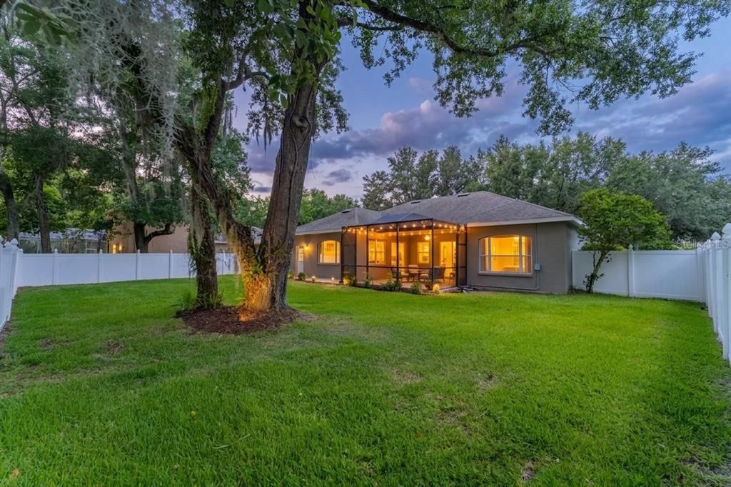 En Venta: $699,900 (5 camas, 4 baños, 2906 Pies cuadrados)