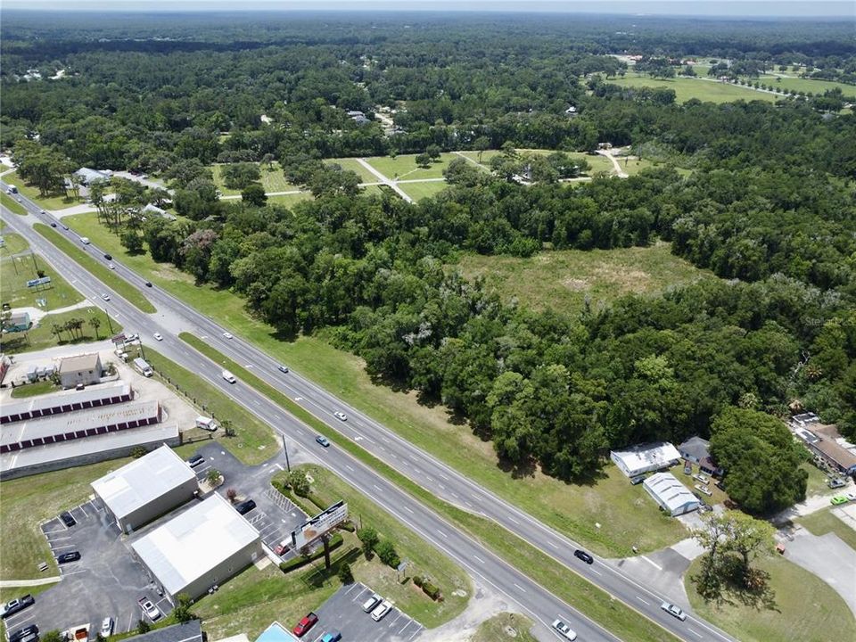 На продажу: $3,500,000 (23.26 acres)