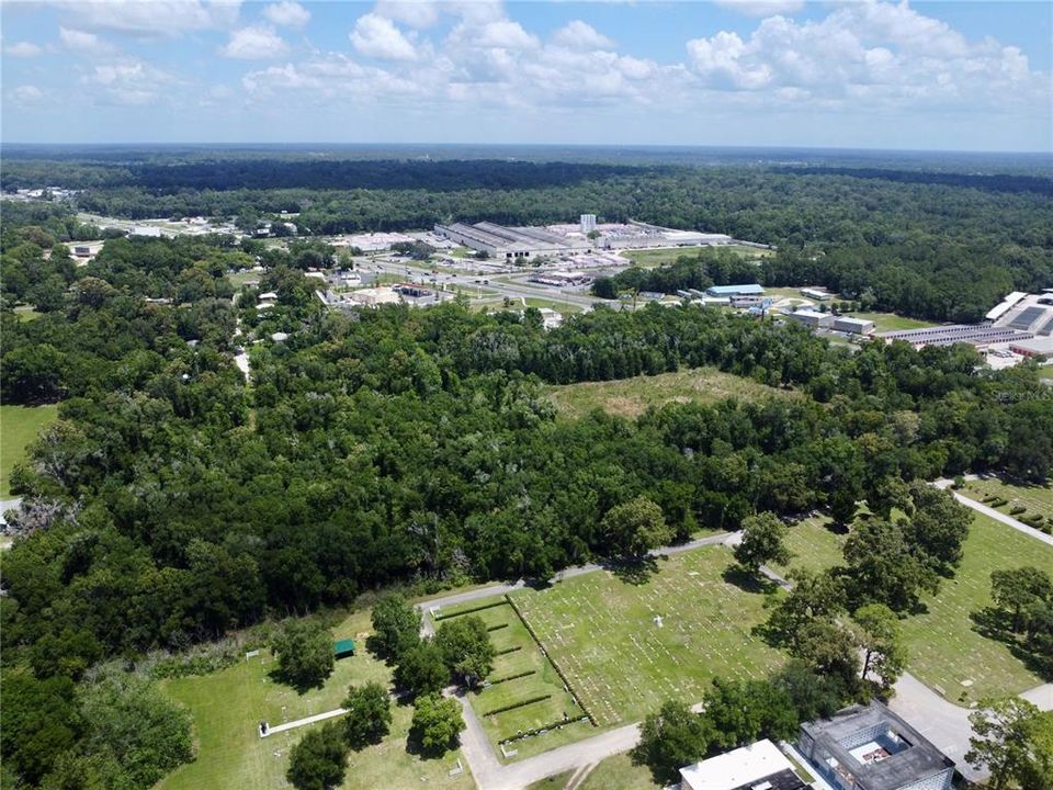 На продажу: $3,500,000 (23.26 acres)