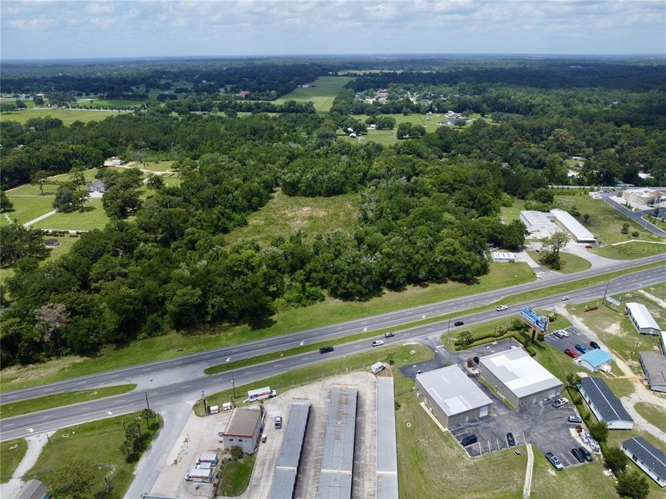 На продажу: $3,500,000 (23.26 acres)