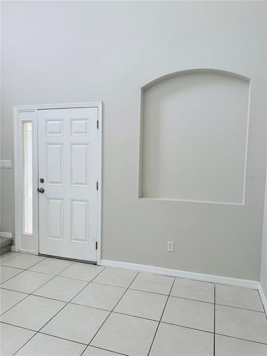 For Sale: $399,000 (3 beds, 2 baths, 1704 Square Feet)