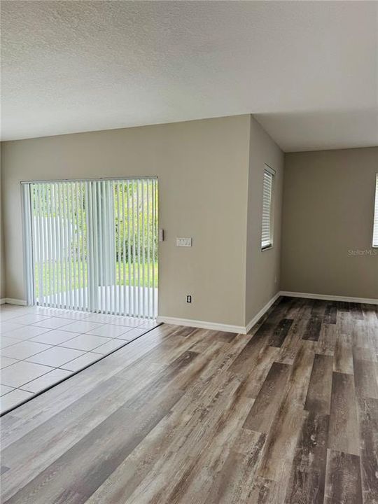For Sale: $399,000 (3 beds, 2 baths, 1704 Square Feet)