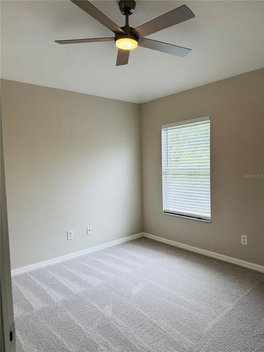 For Sale: $399,000 (3 beds, 2 baths, 1704 Square Feet)