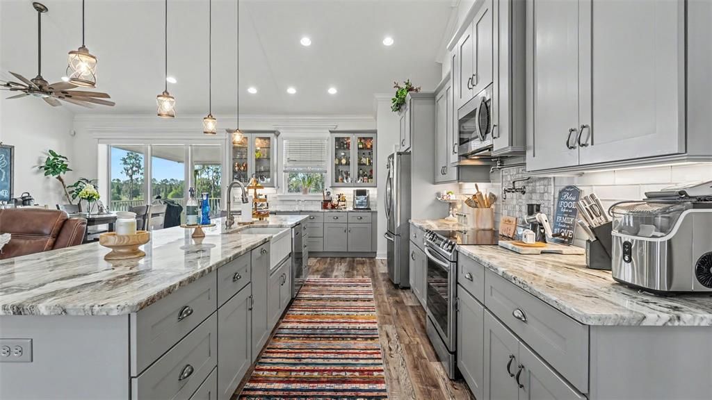 For Sale: $589,000 (3 beds, 2 baths, 2080 Square Feet)