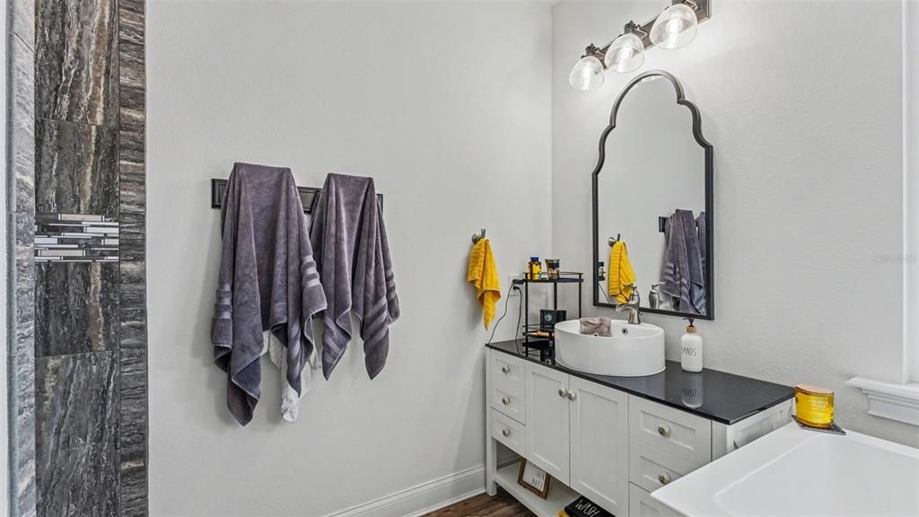 For Sale: $589,000 (3 beds, 2 baths, 2080 Square Feet)