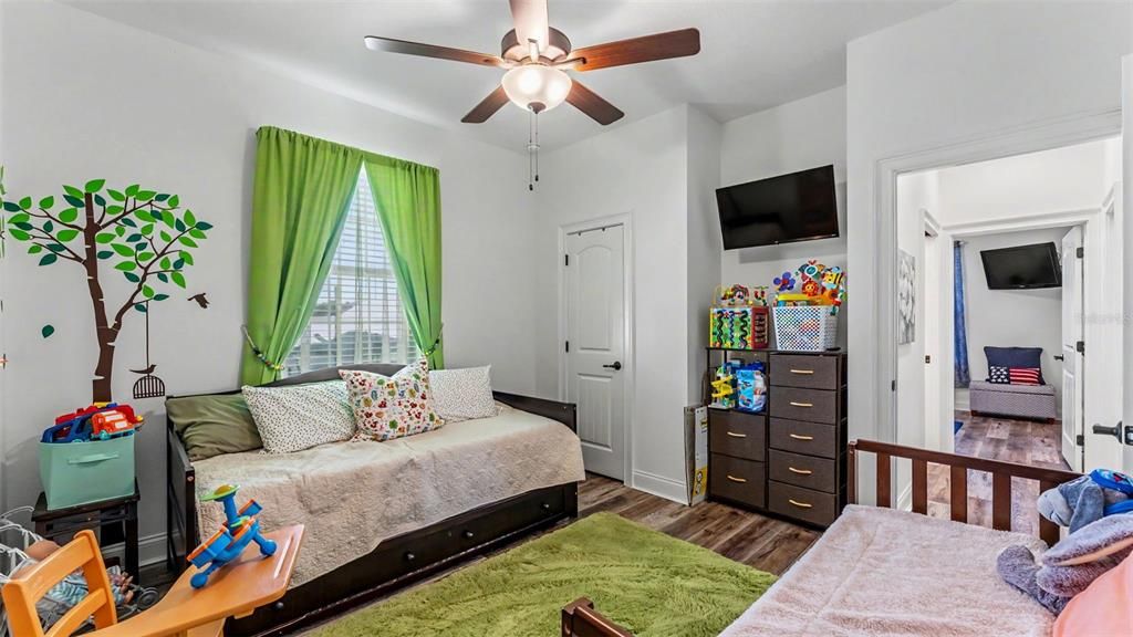 For Sale: $589,000 (3 beds, 2 baths, 2080 Square Feet)