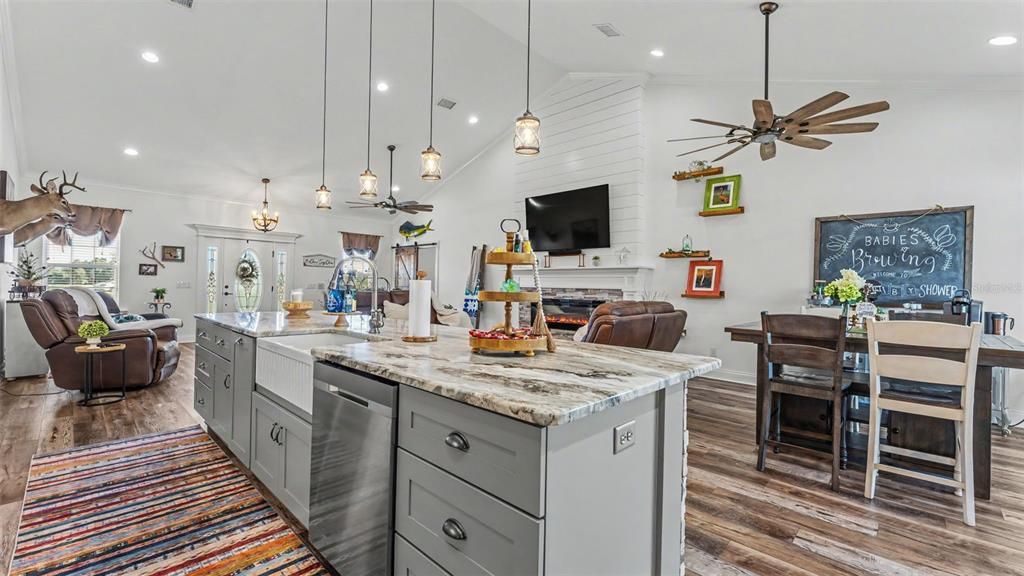 For Sale: $589,000 (3 beds, 2 baths, 2080 Square Feet)