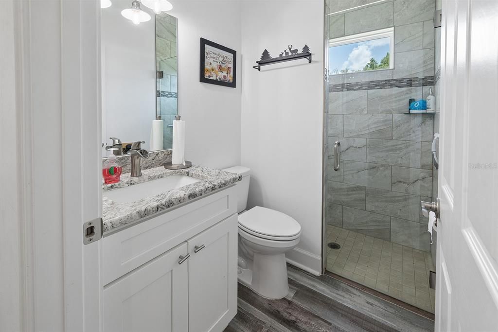 For Sale: $345,500 (3 beds, 2 baths, 1395 Square Feet)