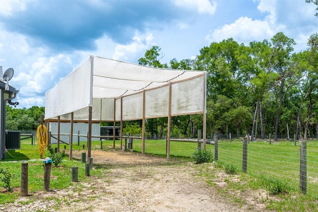 For Sale: $345,500 (3 beds, 2 baths, 1395 Square Feet)