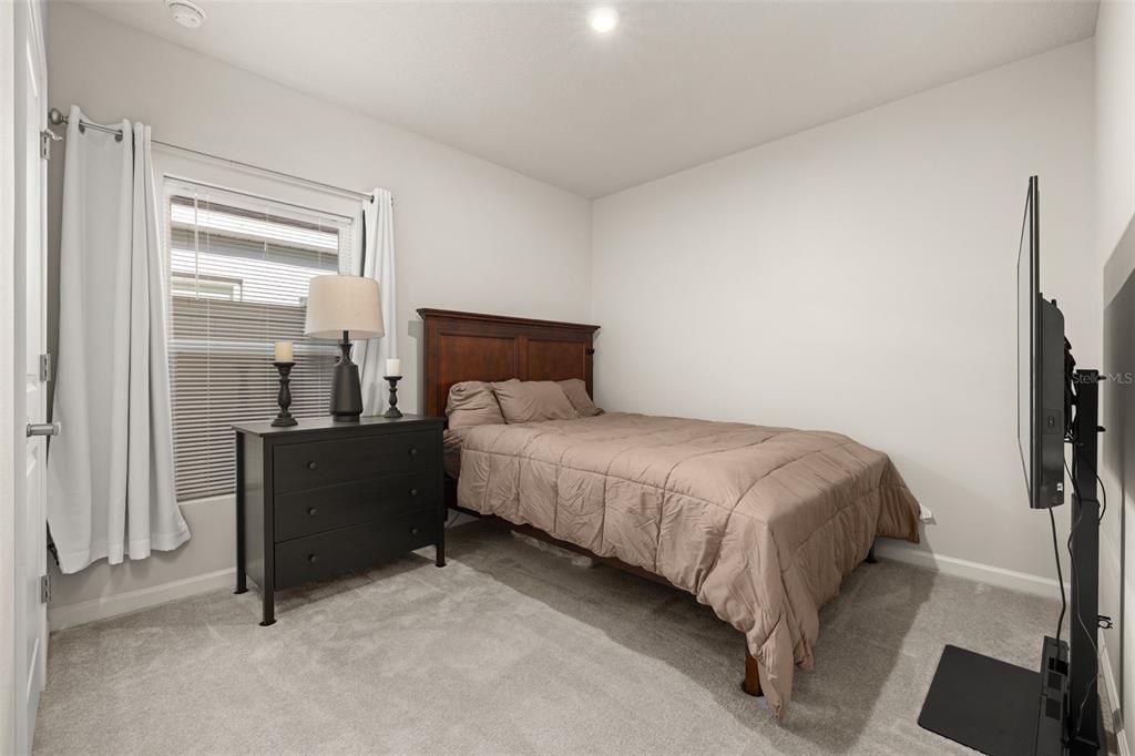 For Sale: $295,000 (3 beds, 2 baths, 1452 Square Feet)