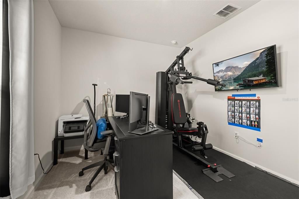 For Sale: $295,000 (3 beds, 2 baths, 1452 Square Feet)