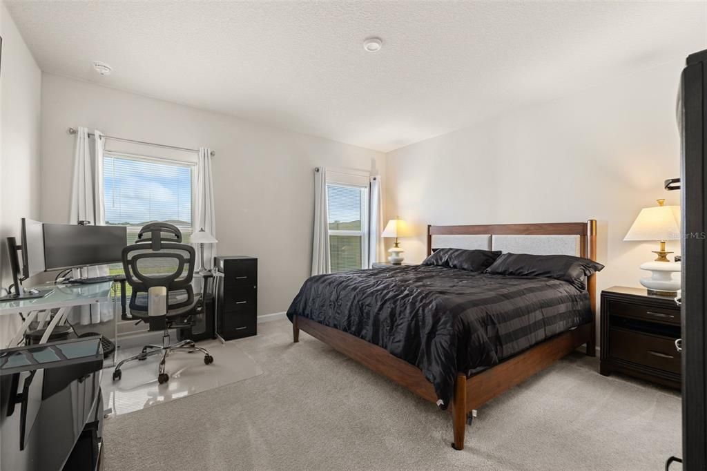 For Sale: $295,000 (3 beds, 2 baths, 1452 Square Feet)