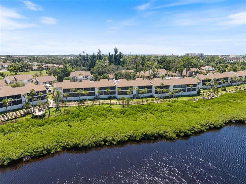 For Sale: $275,000 (3 beds, 2 baths, 1244 Square Feet)
