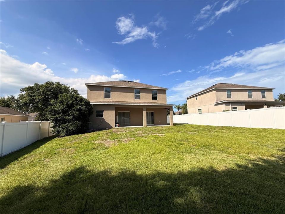 En Venta: $510,000 (4 camas, 2 baños, 2439 Pies cuadrados)