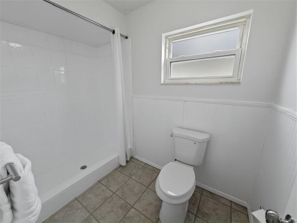 En Venta: $305,000 (2 camas, 2 baños, 1367 Pies cuadrados)
