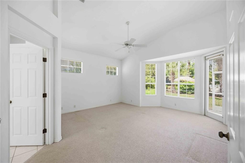 En Venta: $562,000 (3 camas, 2 baños, 1735 Pies cuadrados)